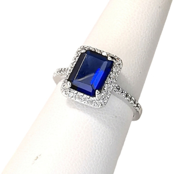 NWT sapphire CZ with halo 14k white gold size 8 - Picture 1 of 8